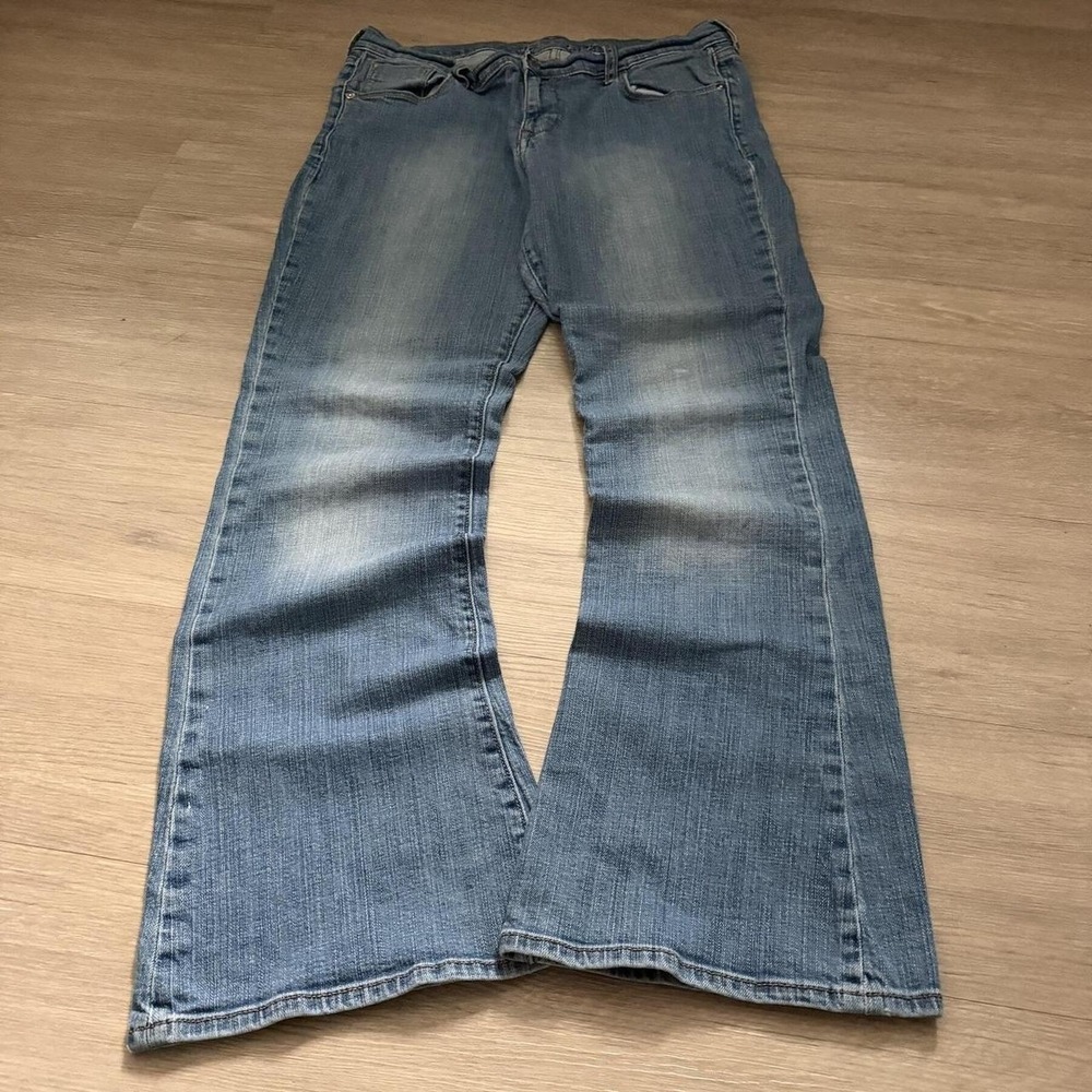 32x30 Faded Blue Bootcut Jeans Y2K 2000s